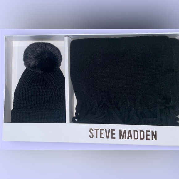 Steve Madden Black Beanie & Scarf Gift Set (NIB) - Picture 1 of 7